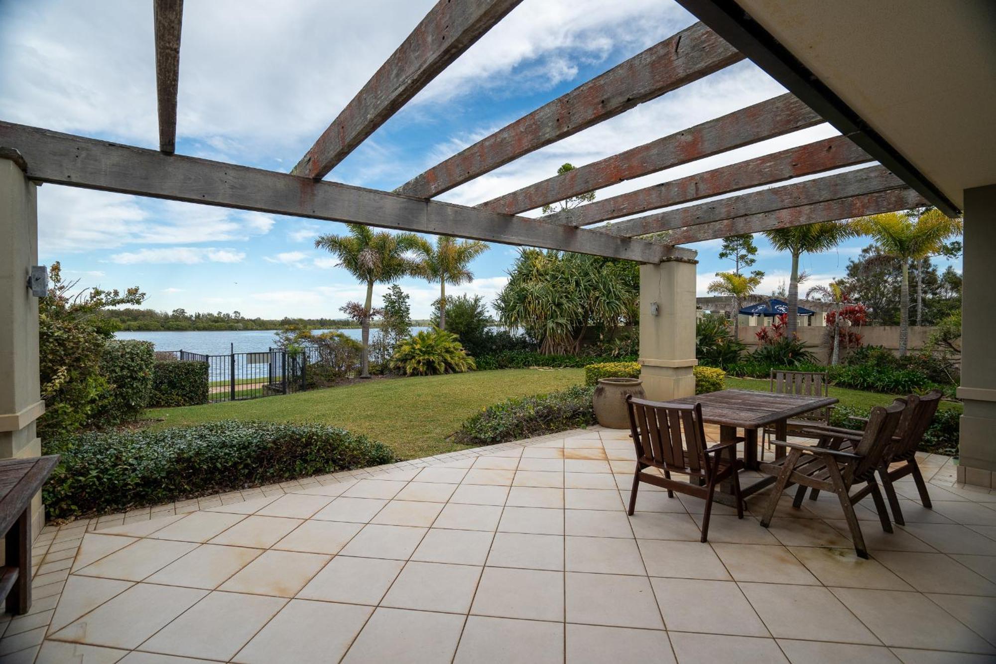 Harrington River Lodge Bagian luar foto
